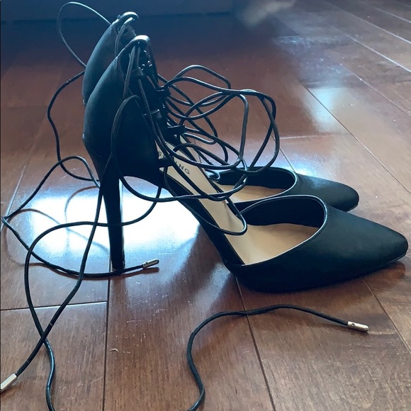 Spring Strappy Heals - Picture 2 of 4